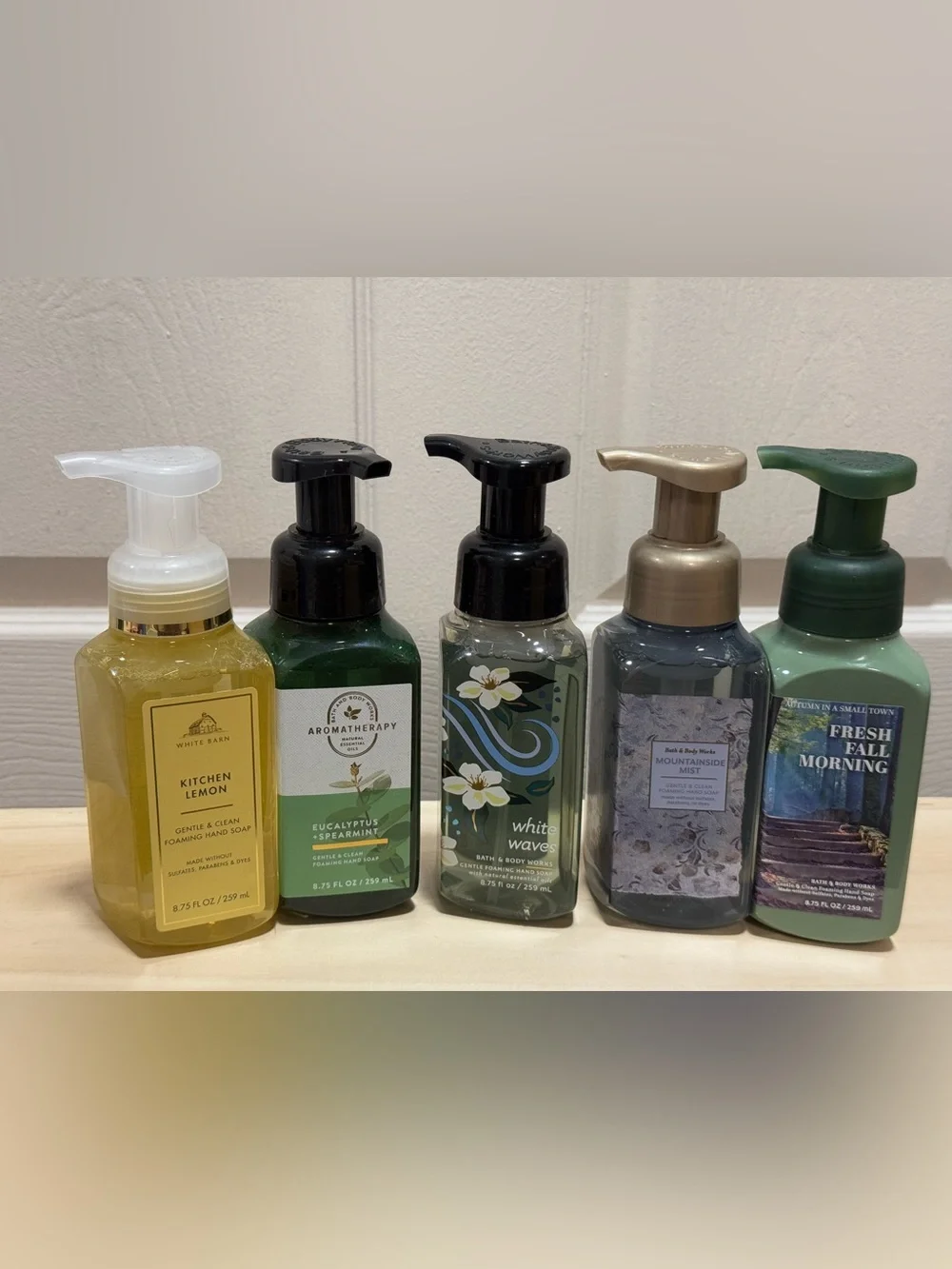 Bath & Body Works Foaming Hand Soap- 5 count NEW